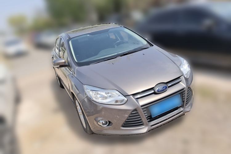 Used Ford Focus 2012 Sedan 1.6L Automatic Fashion Edition
