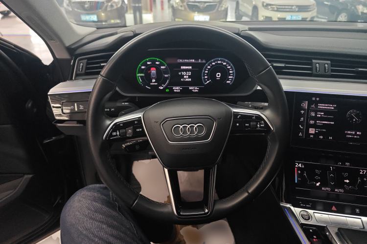 Used Audi e-tron 2021 50 quattro Luxury Edition
