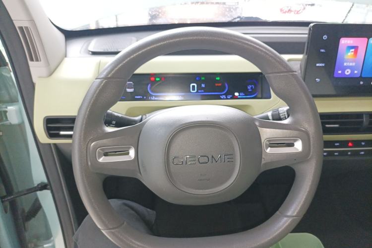 Used Geely Galaxy Panda 2023 Panda Mini 200km Endurance Bear