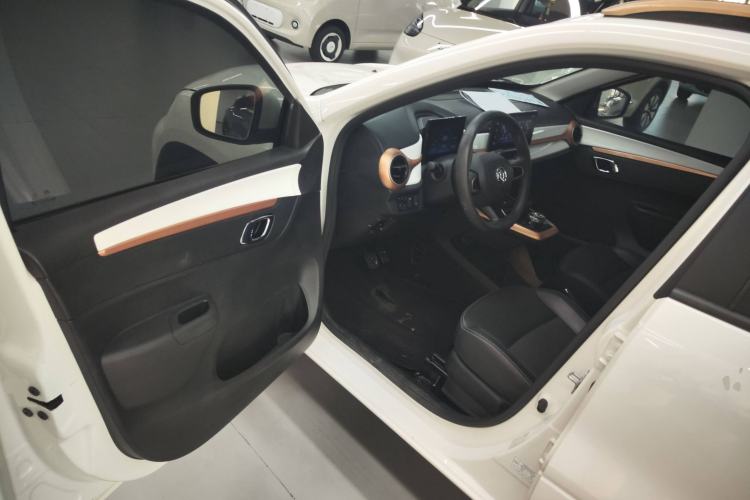 Used Dongfeng NAMMI BOX 2022 Chasing Wind Edition 331KM Advanced Model
