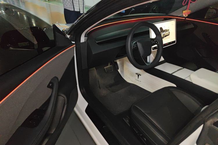 Used Tesla Model 3 2023 Rear-Wheel-Drive Version