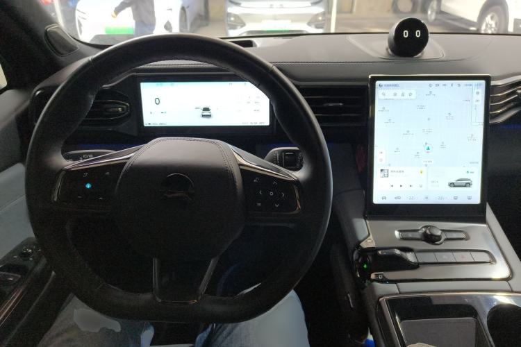 Used Nio ES6 2020 430 km Signature Edition