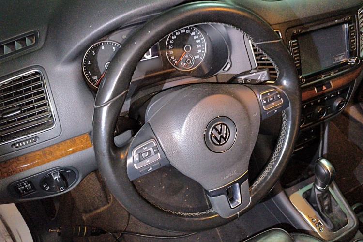 Used Volkswagen Sharan 2015 1.8TSI Comfort Model Steering Wheel