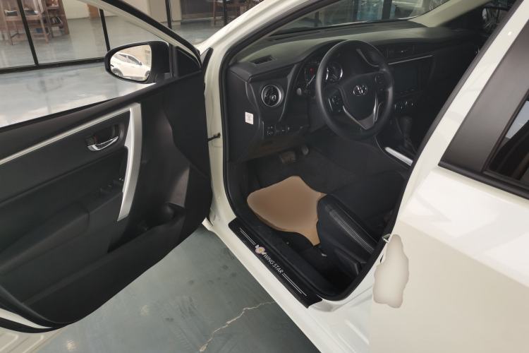 Used Toyota Levin 2017 Revised 185T CVT Elite Edition China V Standard Driver Seat