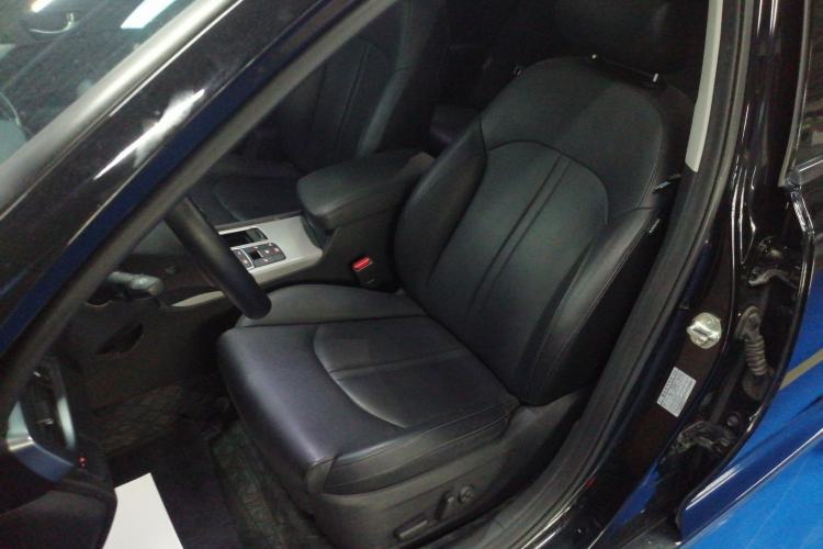 Used Kia K5 New Energy 2018 2.0L ZhiZun Edition Left Front Seat