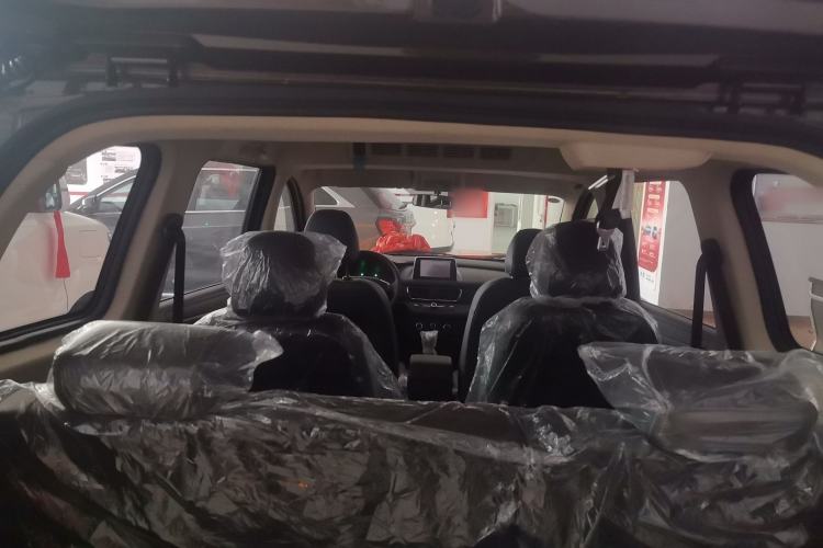 Used Dongfeng Fengon 330 2023 1.5L 330S Manual Comfort Version China VI Standard
