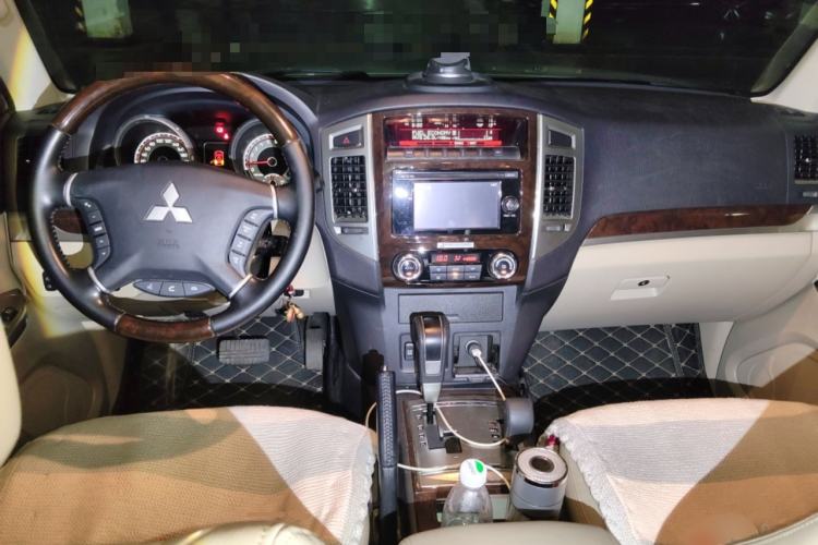Used Mitsubishi Pajero 