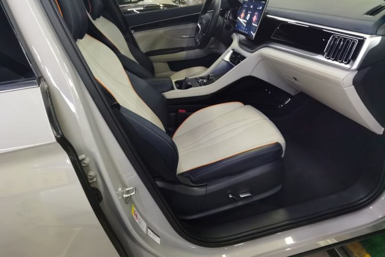 Used BYD Song PLUS New Energy 2023 Champion Edition DM-i 150KM Flagship PLUS
