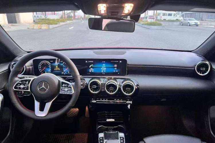 Used Mercedes-Benz A-Class (Import) 2019 A 200 Dynamic Edition
