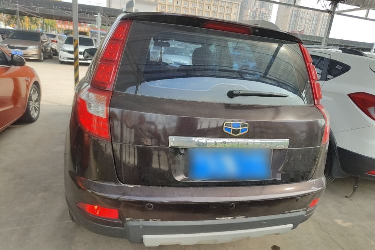 Used Geely Auto GX7 2015 Sports Edition 2.0L Automatic Luxury Upgrade Version China V Standard
