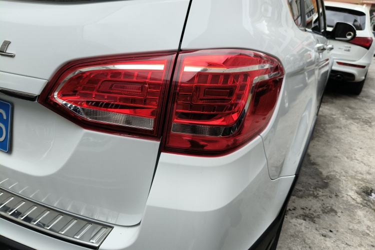 Used Haval H6 2021 Sport Edition 1.5T Automatic Elite Smart Connectivity Model U-Shape Grille
