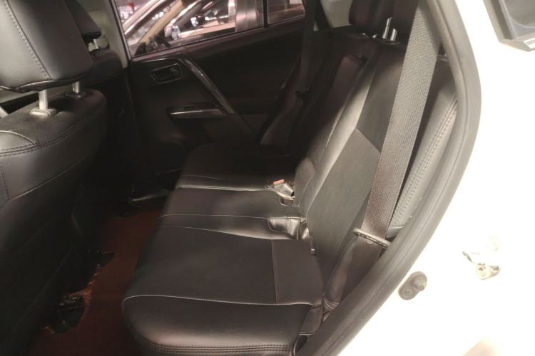 Used Toyota RAV4 2019 2.0L CVT Two-Wheel Drive Fashion X Limited Edition China V Standard