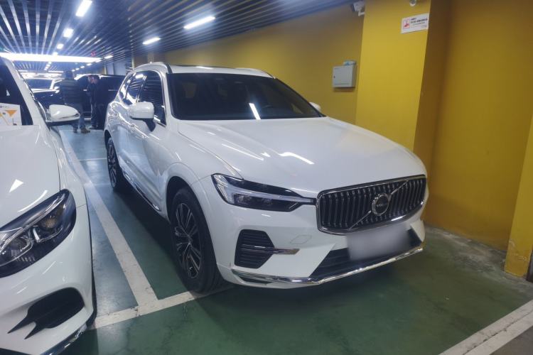 Used Volvo XC60 2022 B5 4x4 Smart Luxury Edition