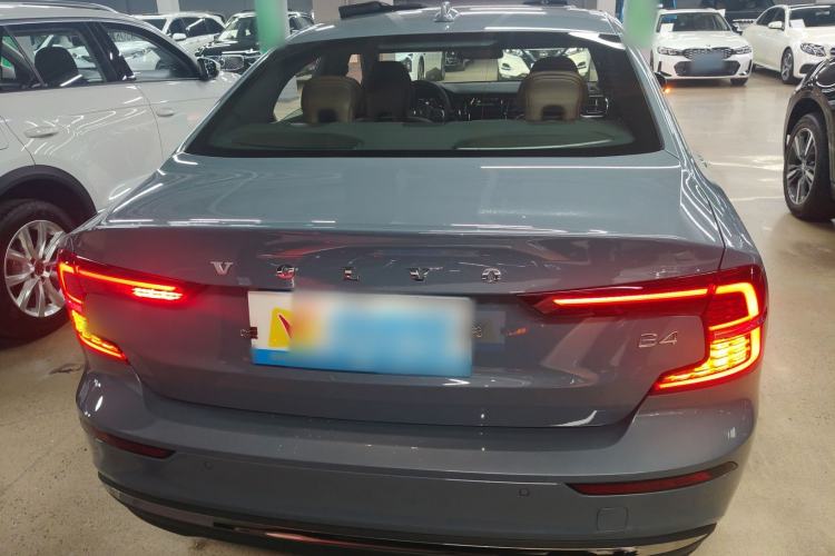 Used Volvo S60 2024 B4 Zhiyi Luxury Edition