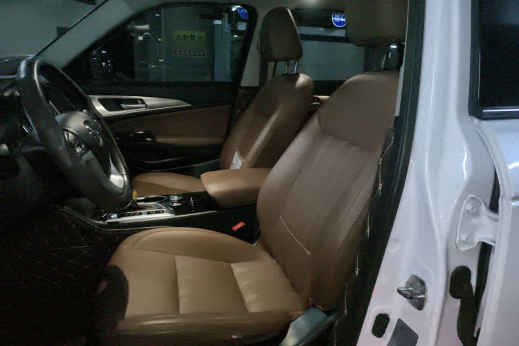 Used CHANGAN CS95 2017 2.0T Two-Wheel Drive Zhitu Edition