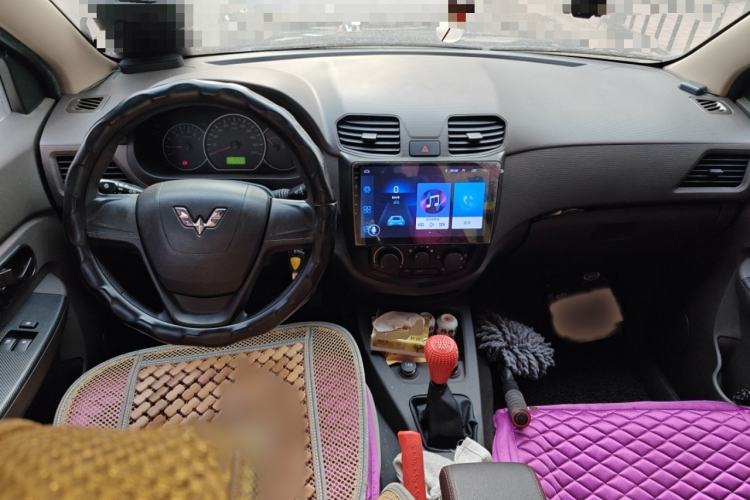 Used Wuling Hongguang 2015 1.2L S Base Model China IV
