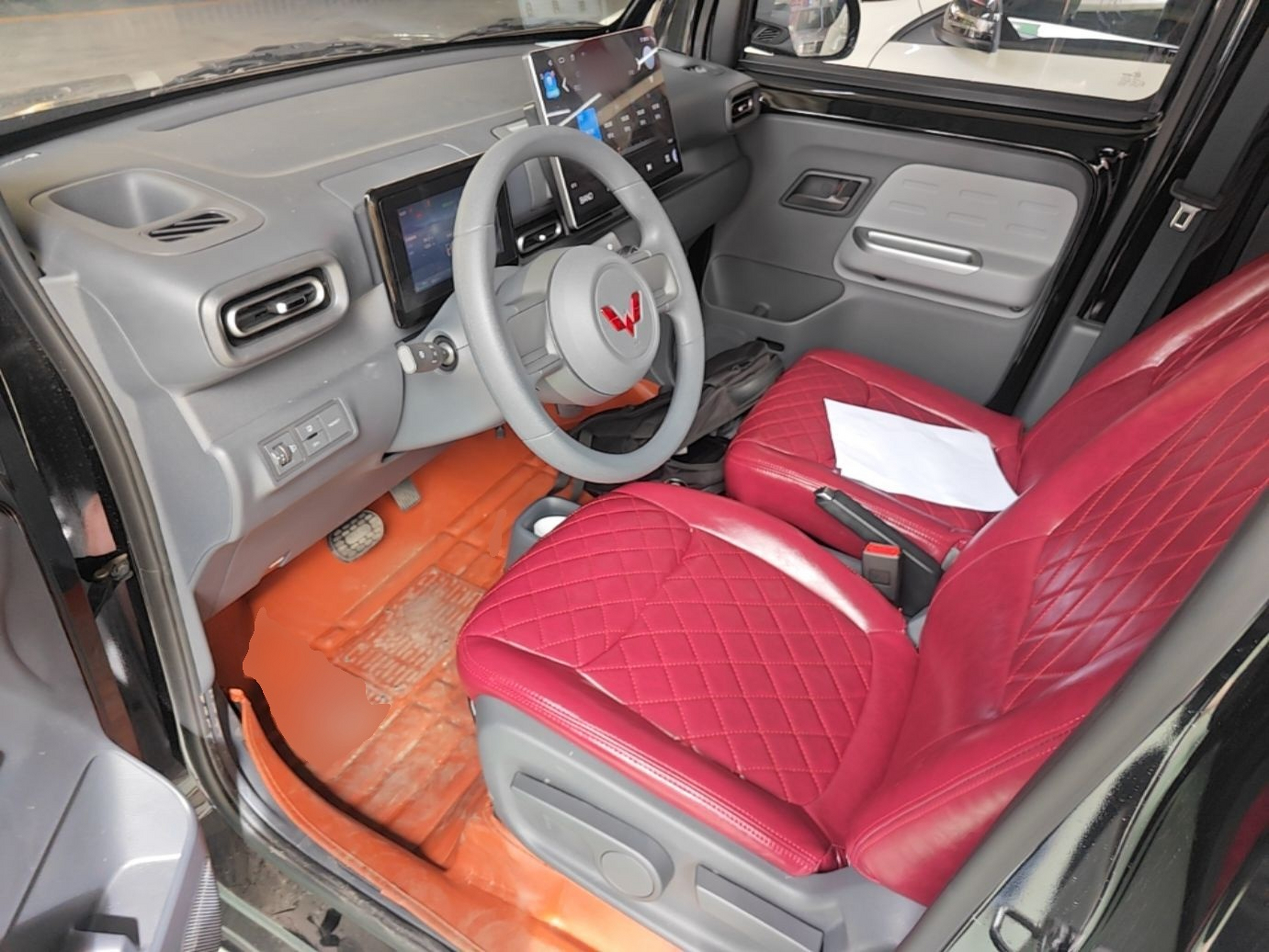 Interior delantero