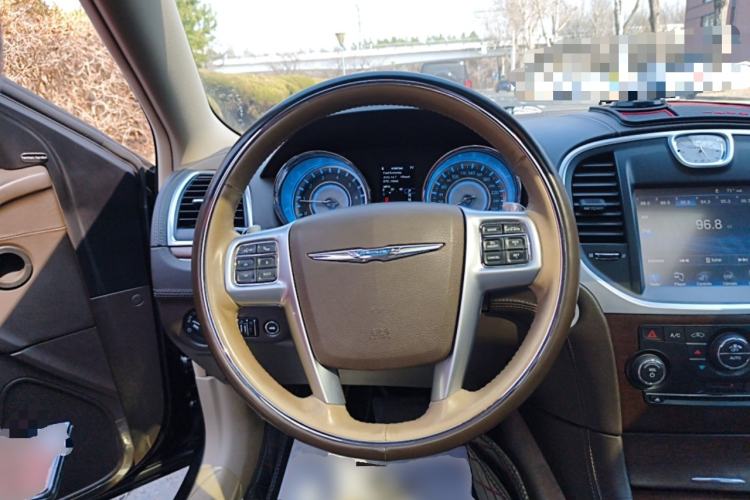 Used Chrysler 300C 2013 3.6L Premium Edition Steering Wheel