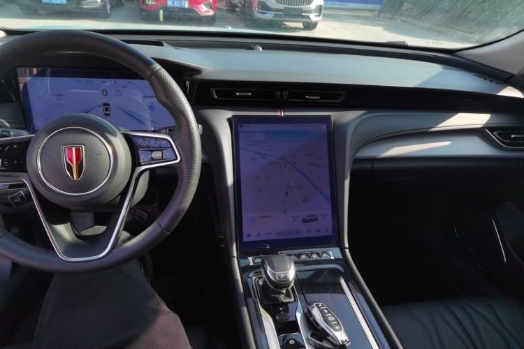 Used Hongqi H5 2024 2.0T Automatic Smart Connect Flagship Edition