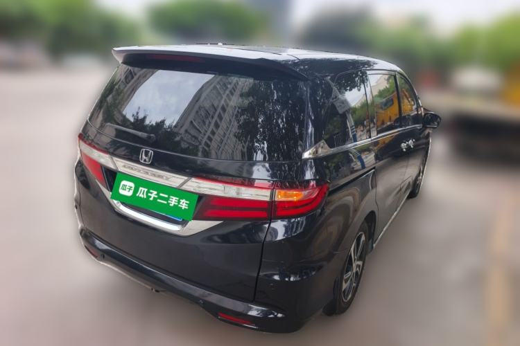 Used Honda Odyssey 2015 Updated Version 2.4L Smart Edition