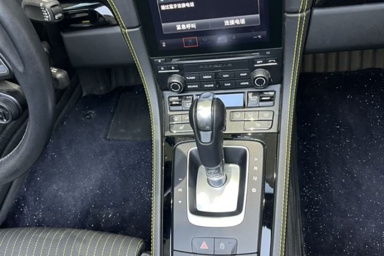 Used Porsche 718 2019 Boxster T 2.0T Interior 7