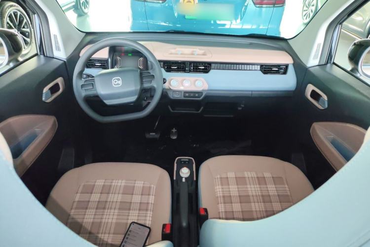 Used Chery QQ Ice Cream 2024 Edition Youth Version 120km Milkshake