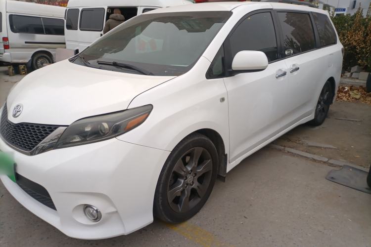 Used Toyota Sienna 2016 3.5L Two-Wheel Drive 7-Seater Parallel Import