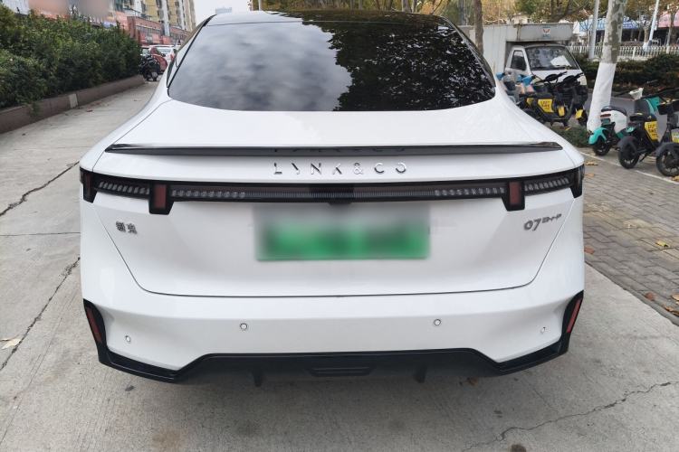 Used Lynk & Co 07 2024 EM-P 126 Long-Range Ultra