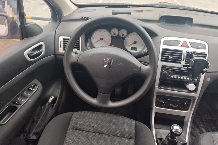 Used Peugeot 307 2010 Hatchback 1.6L Manual Comfort Edition