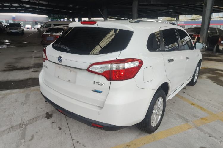 Used Venucia T70 2015 2.0L CVT Smart Choice Edition