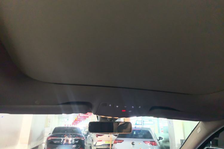 Used Mercedes-Benz E-Class 2019 E 300 L Sporty and Stylish Model Headliner