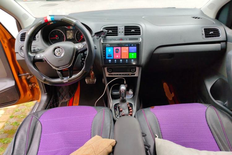 Used Volkswagen Polo 2014 1.6L Cross Polo Automatic
