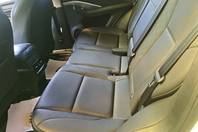 Used Wey VV6 2021 2.0T Two-Wheel Drive Smart Plus