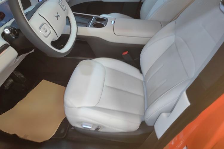 Used XPeng G6 2023 580 Long-Range Max Left Front Seat