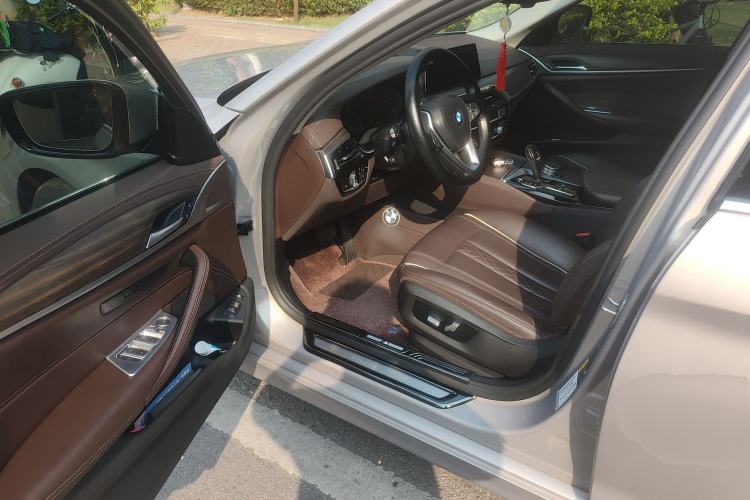 Used BMW 5 Series New Energy 2020 Mileage Upgrade Version 530Le Luxury Package
