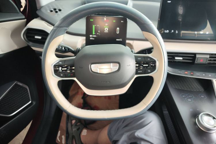 Used Geometry A 2021 Pro Enjoy High-Dimensional Range Edition 430 km A430 Cubic Version