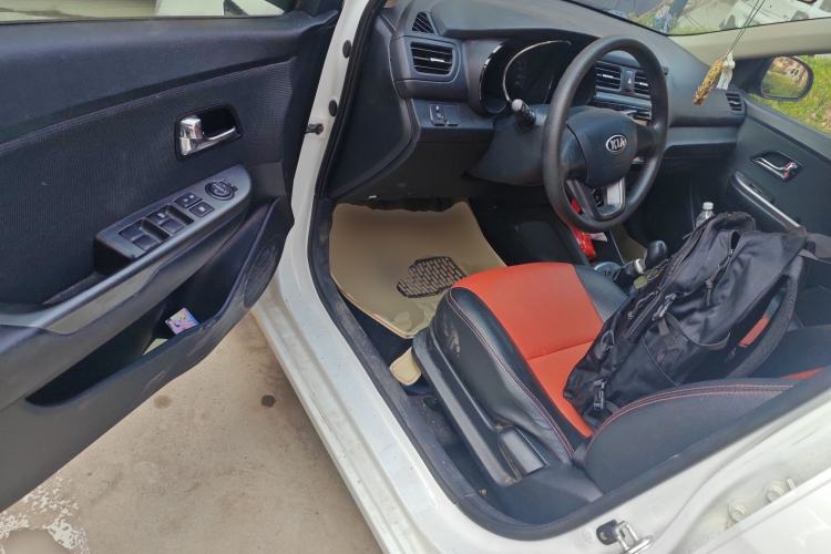 Used Kia K2 2012 Sedan 1.4L MT GLS Commemorative Edition Driver Seat