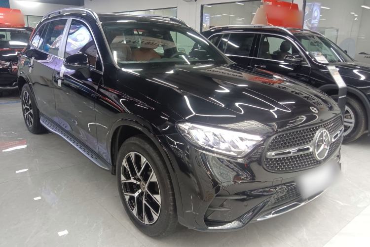 Used Mercedes-Benz GLC 2023 Facelift GLC 260 L 4MATIC Luxury Version 7-Seater
