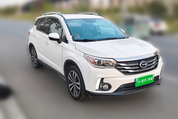 Used GAC Trumpchi GS4 2016 235T Manual Luxury Edition Front Right 45 Deg