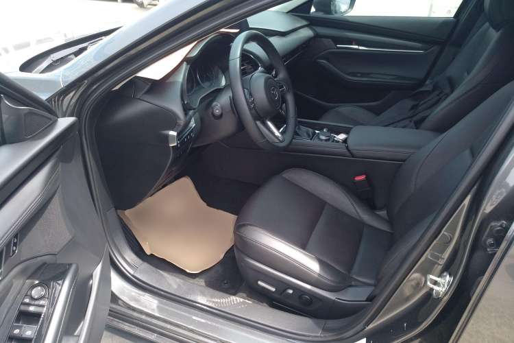 Used Mazda Mazda 3 Axela 2022 2.0L Automatic Zhi Rui Edition