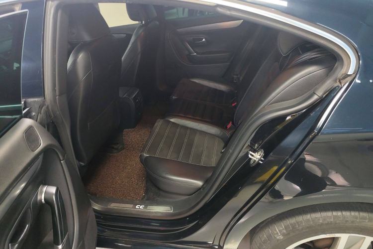 Used Volkswagen FAW-Volkswagen CC 2013 1.8TSI Luxury Model Interior 4