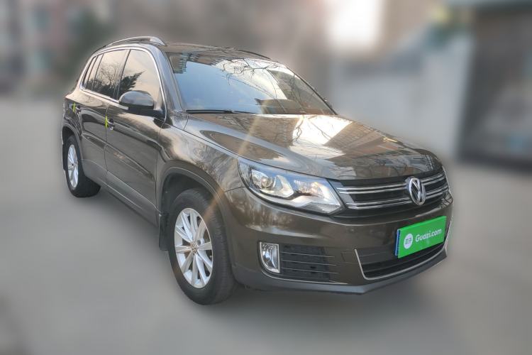Used Volkswagen Tiguan 2015 1.8TSI Automatic Two-Wheel Drive Comfort Edition Front Right 45 Deg
