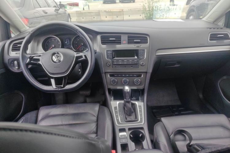 Used Volkswagen Golf 2014 1.6L Automatic Comfort Model
