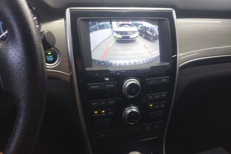 Used Haval H2 2017 Red-Label 1.5T Manual Two-Wheel Drive Luxury Model