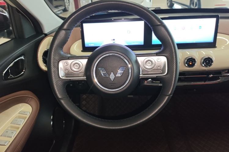 Used Wuling Bingo 2023 410 km Lingxi Deluxe Edition
