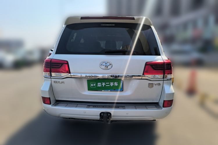 Used Toyota Land Cruiser 