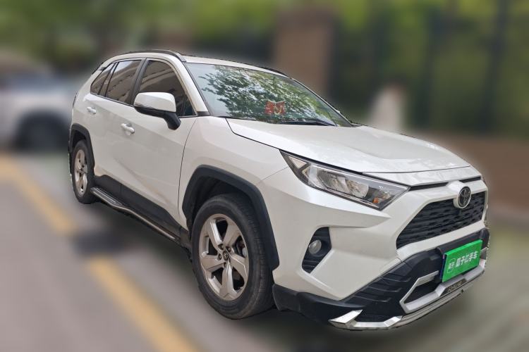 Used Toyota RAV4 2021 2.0L CVT 4x4 Trend Edition Front Right 45 Deg