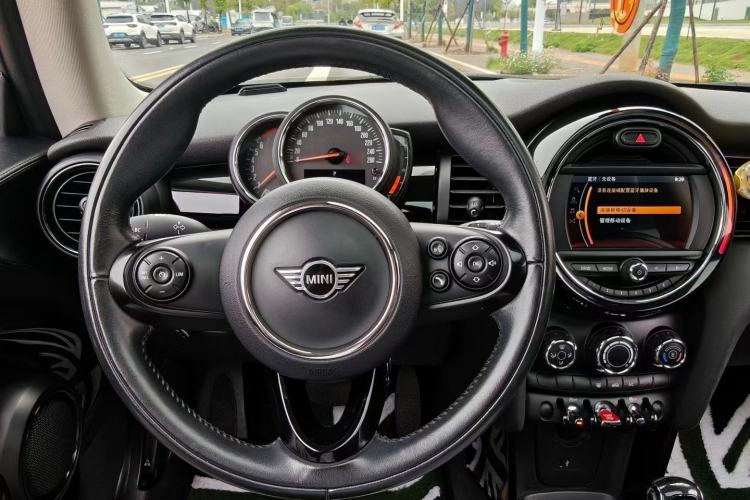 Used MINI 2018 1.5T ONE PLUS
