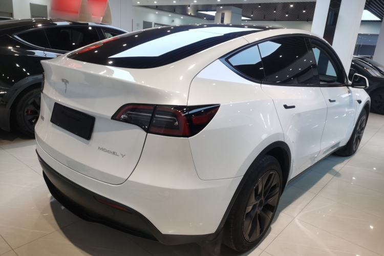 Used Tesla Model Y 2024 Rear-Wheel-Drive Version
