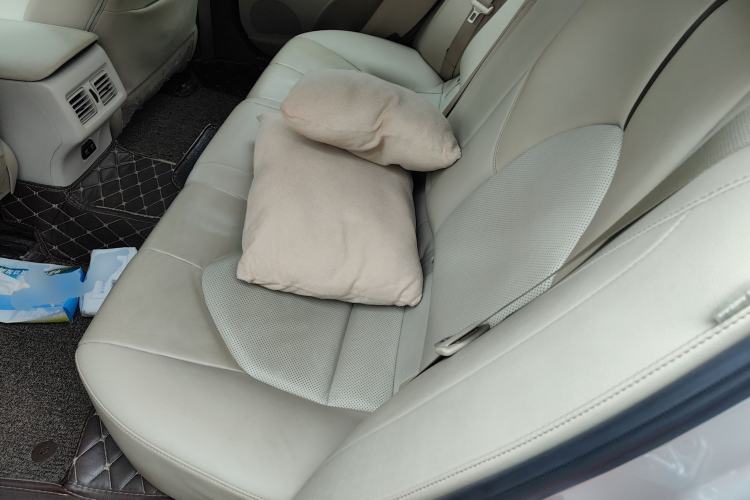 Used Toyota Camry 2019 2.0G Luxury Edition China VI Standard